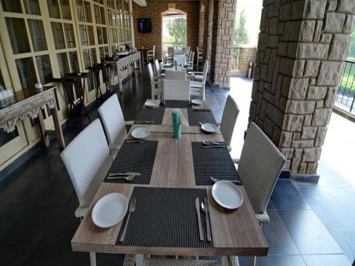 Oxford Golf Resort Pirangut Extérieur photo