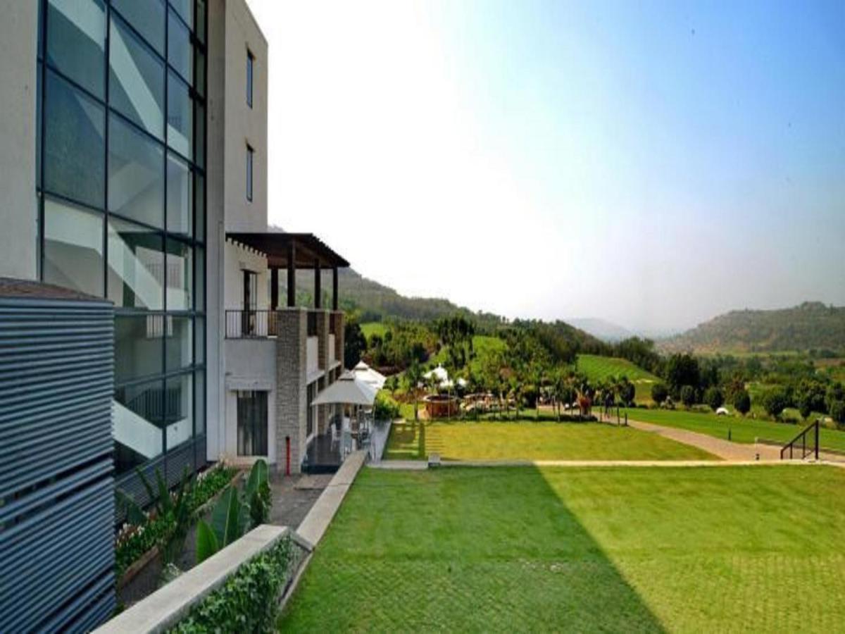 Oxford Golf Resort Pirangut Extérieur photo