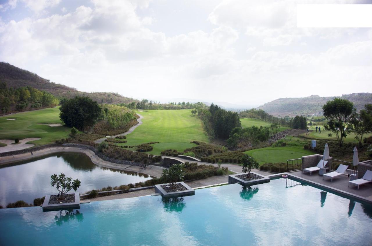 Oxford Golf Resort Pirangut Extérieur photo