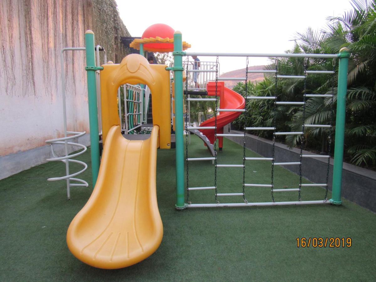 Oxford Golf Resort Pirangut Extérieur photo