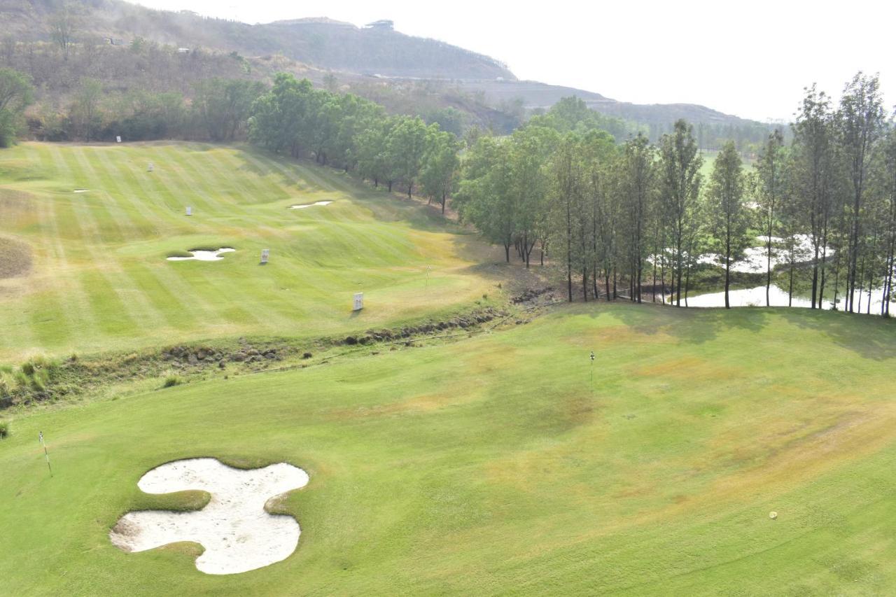 Oxford Golf Resort Pirangut Extérieur photo